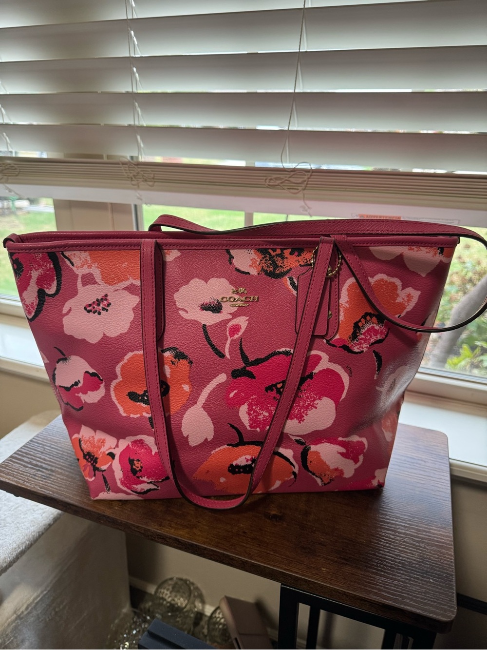 🌸 COACH Pink Floral Crossgrain Leather Zip Top Tote Bag 🌸